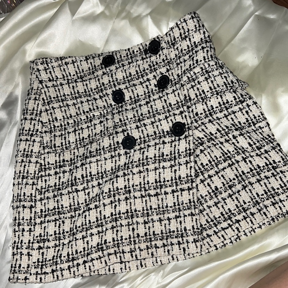 High waisted button-up mini skirt